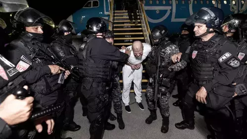 АНУ ГЭМТ ХЭРЭГТНҮҮҮДИЙГ АЛБАДАН ГАРГАЖ БАЙНА